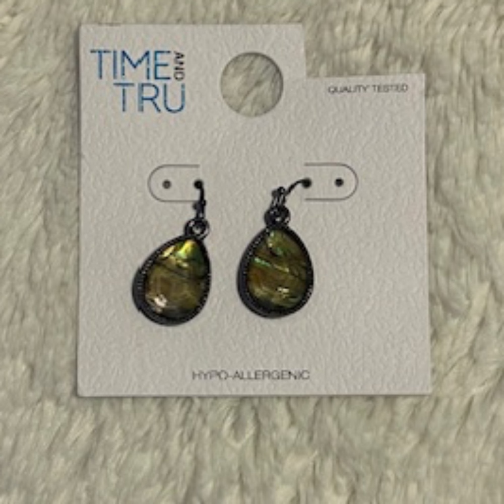 Time and True Hypoallergenic tear drop earrings - NEW